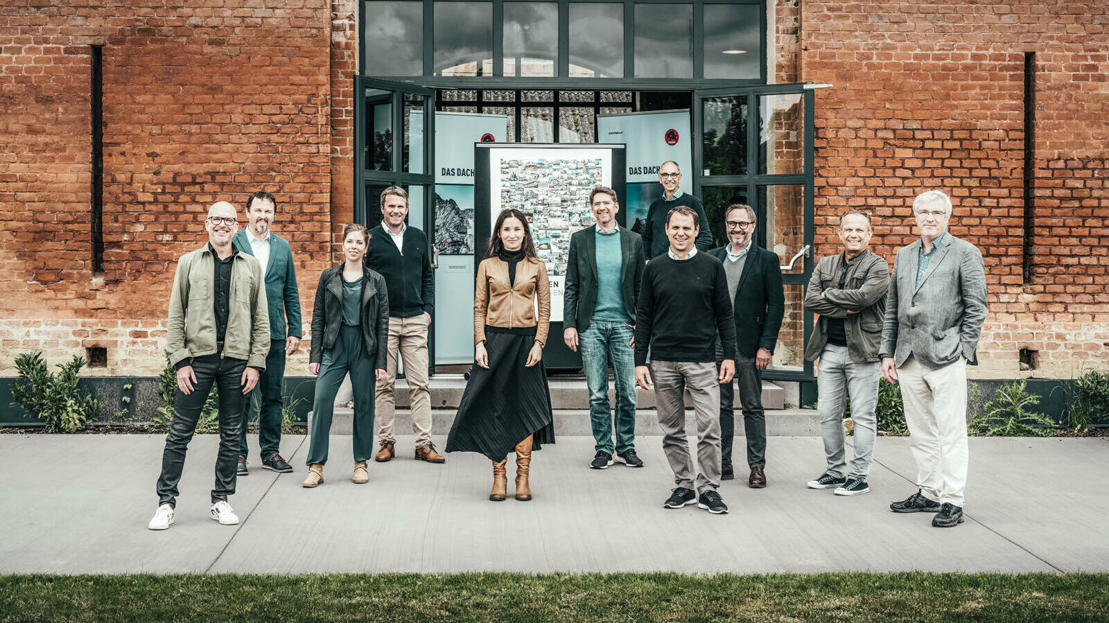 A photo of the participants Jürgen Jungmair, Dieter Hauer, Anneliese Heinisch, Tobias Goetz, Ursula Obernosterer, Christian Formann, Wolfgang Croce, Stefan Puschmann, Helmut Poppe, Andreas Prehal, Matthias Boeckl.