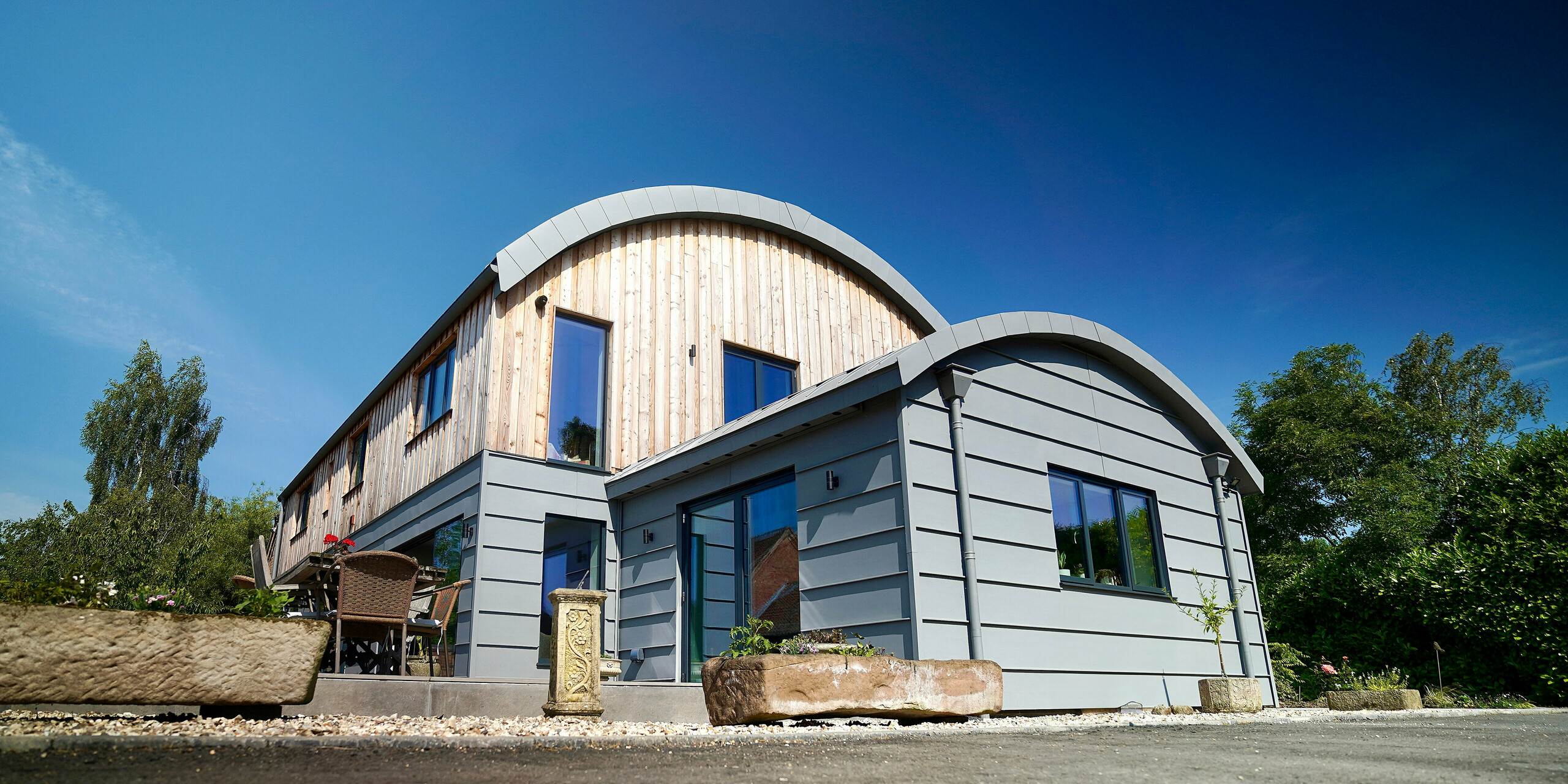 Listed Dutch barn renovated with aluminium cladding from PREFA