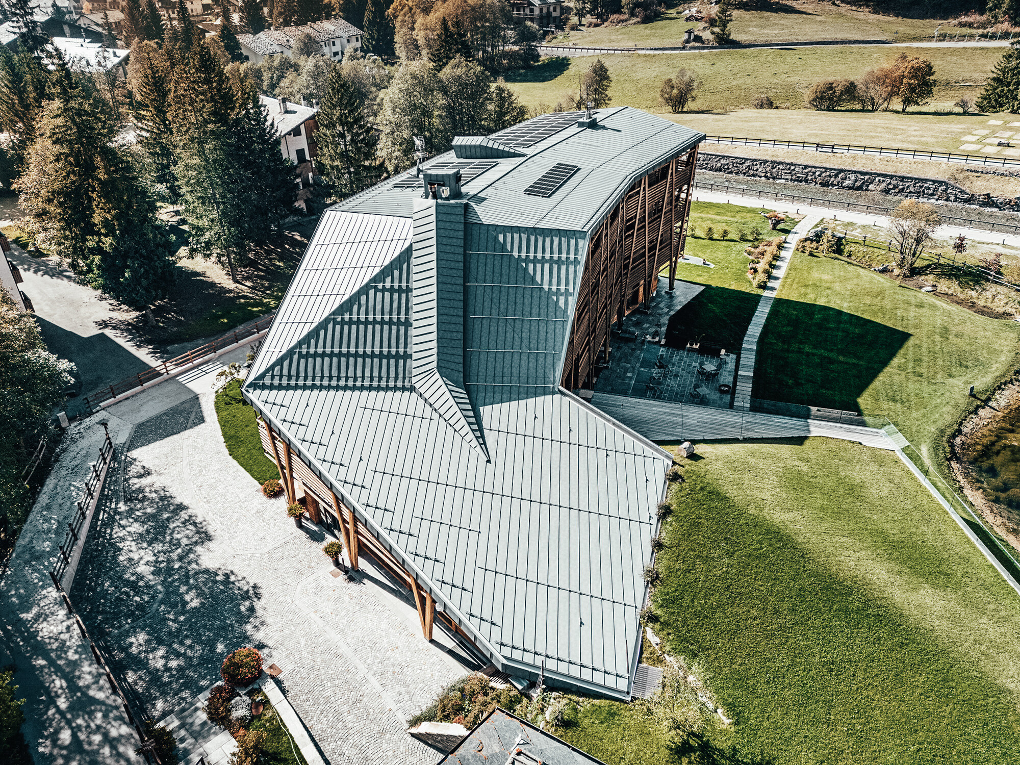 Aerial view of the roof.