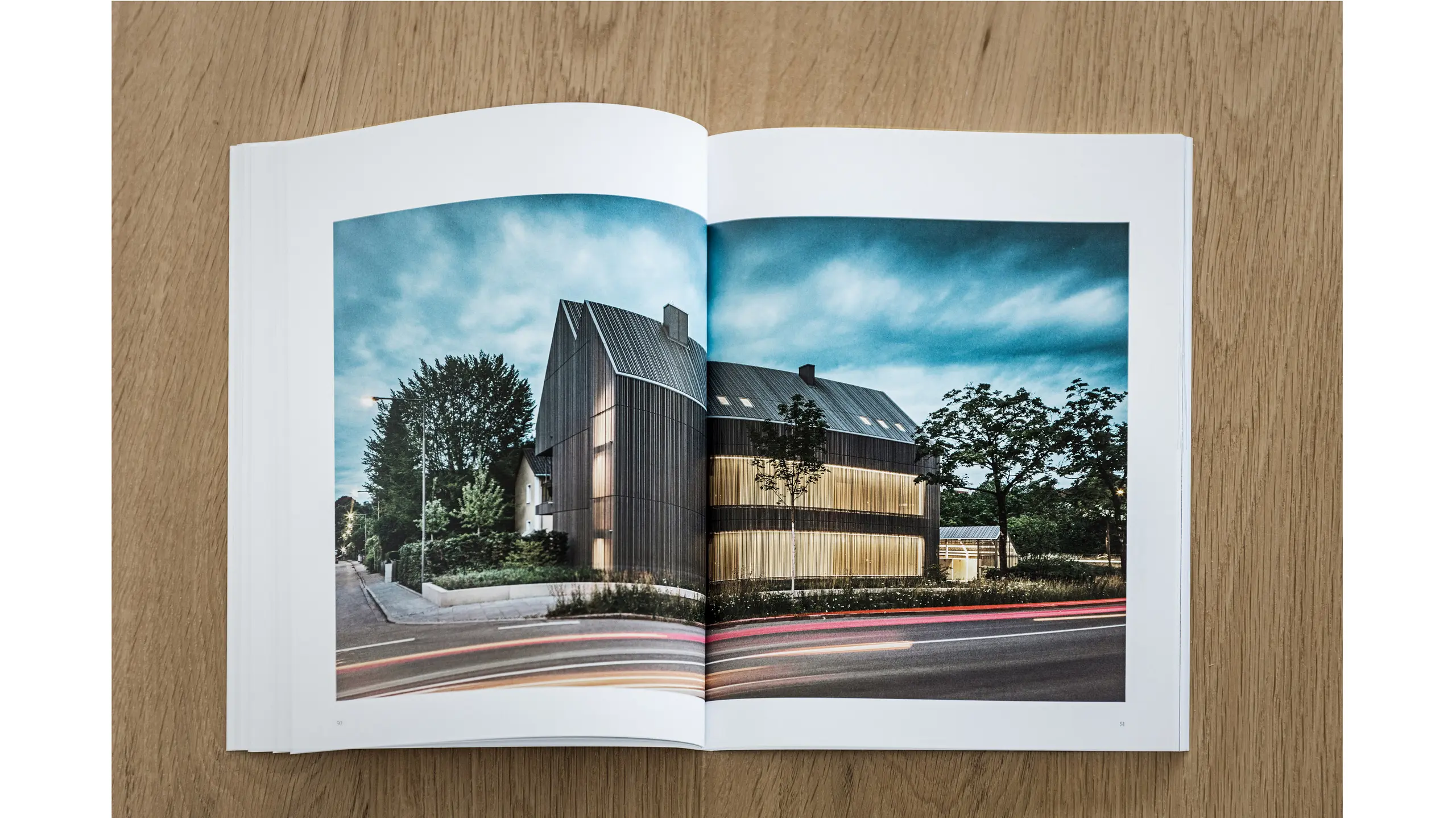 View of a double page with an architectural photo.
