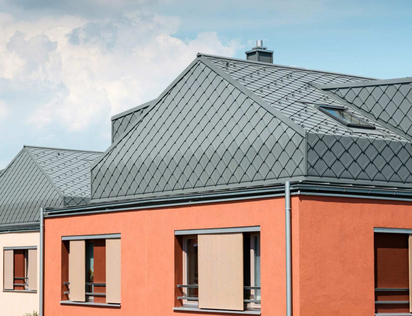 Reference buildings PREFA Roof systems Rhomboid roof tile 29 × 29 07 P.10 light grey